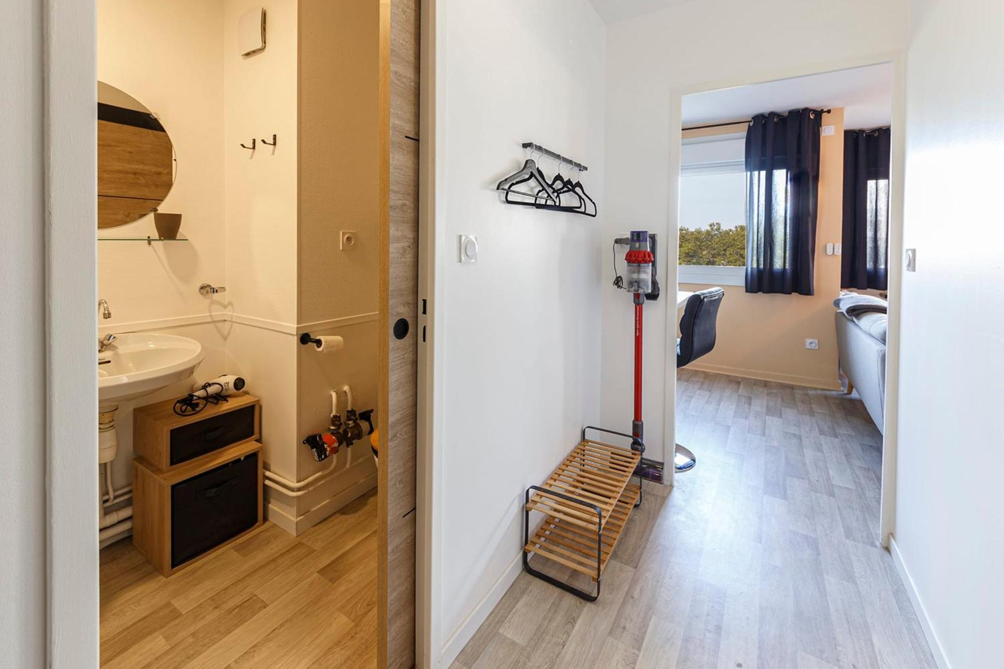 L'Oriole Wifi Parking Apartment Angers Ngoại thất bức ảnh