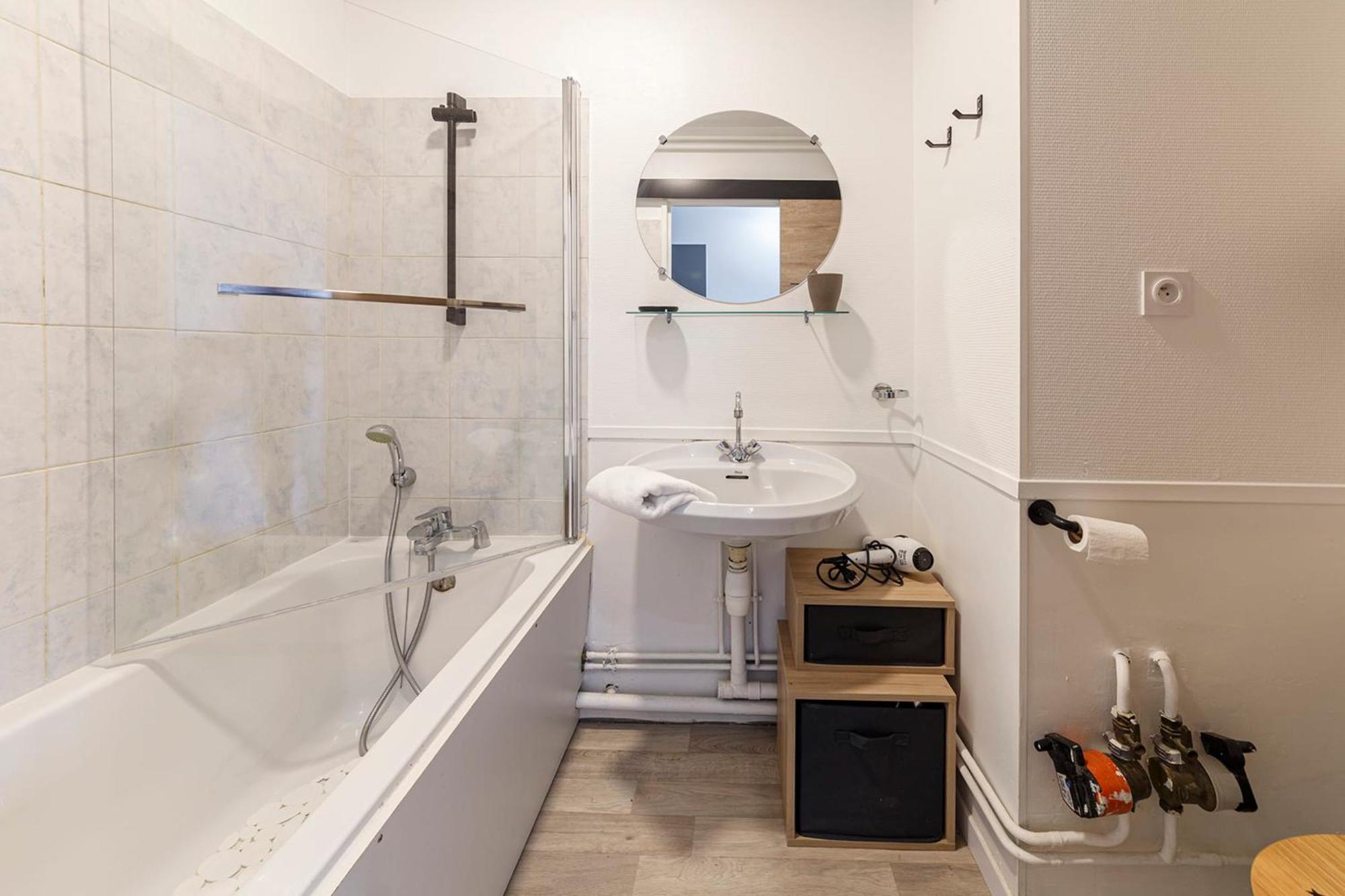 L'Oriole Wifi Parking Apartment Angers Ngoại thất bức ảnh